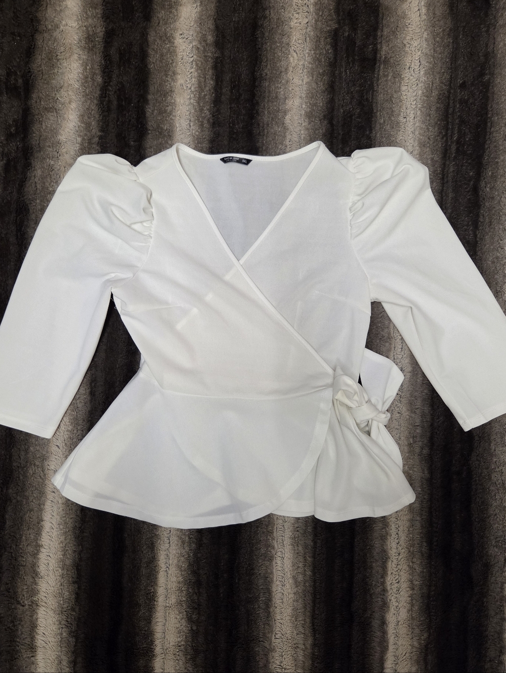 Women’s Wrap Peplum Top with Puff Sleeves Size 0x